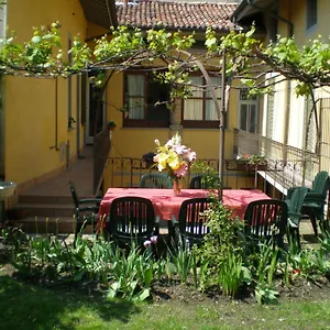 Casa Mario Lupo - And , Bergame Italie